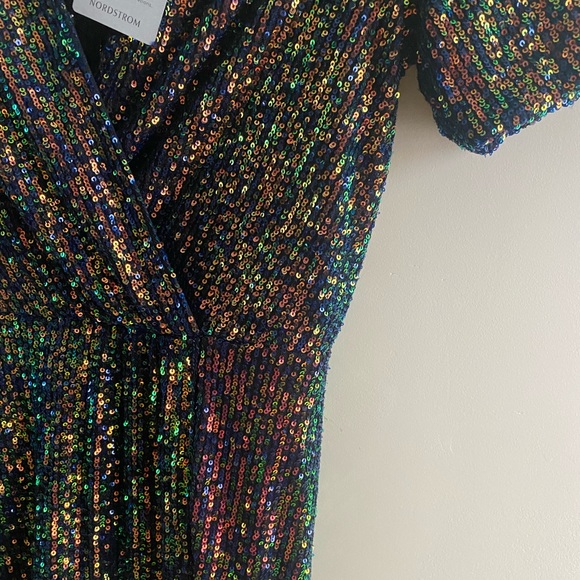 Heartloom Dress - Picture 2 of 3